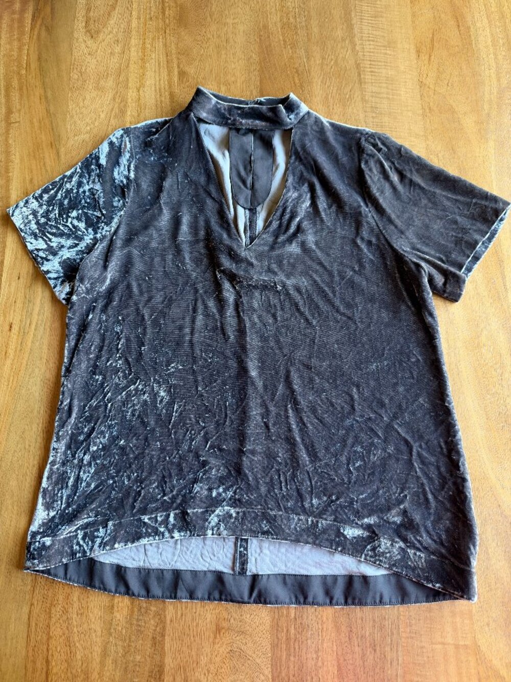 Madewell Dark Grey Velvet V-neck choker tee | Size S